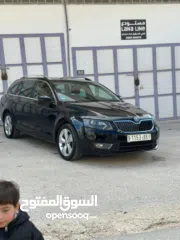  2 سكودا اكتافيا ستيشن واسعة