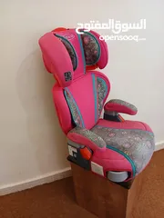  2 كار سيت جراكو من سنة الى12 سنة مستعمل ضهره بنام