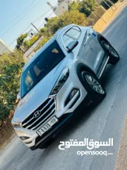  1 هيونداي توسان 2016