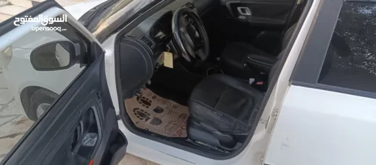  5 سكودا فابيا 2012