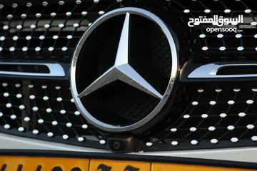  17 مرسيدس GLC300 AMG 2019 بانروما 3 فصوص