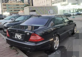  4 Mercedes benz  S600