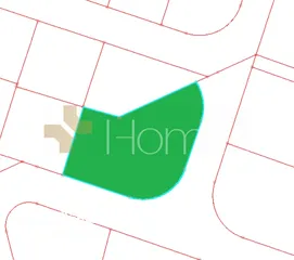  2 ارض على شارعين للبيع في عبدون تصلح لبناء اسكان بمساحة 2200م
