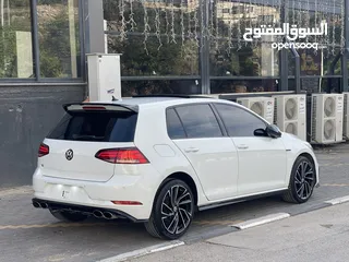  4 فولكس فاجن جلف MK7.5 2018 فل الفل بحالة الشركة