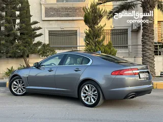  4 JAGUAR XF 2014 ( مخزنة )وارد الوكالة فل كامل عداد 15 الف كم فقط فحص كامل بدون ملاحظات