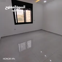  3 شقق للبيع في إربد الحي الشرقي نادي الضباط