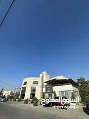  14 محلات تجارية للإيجار داخل مجمع تجاري في عبدون - خلف السفارة السعودية
