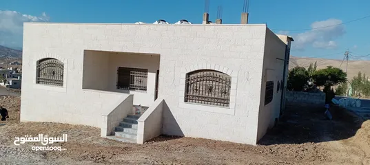  2 بيت واجهة حجر 140 متر في الرحيل