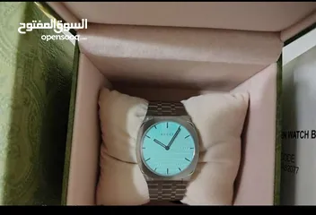  1 ساعه GUCCI 25H ALTRA SLIM جديده لون ازرق تيفاني الموديل الحديث