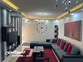  1 شقة مميزه للايجار ش الجامعه