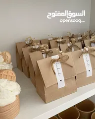 4 سينابون للمناسبات، التوزيعات والطلبات اليومية