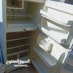  2 ثلاجه هاير مستعمله بحاله جيده تبريد هواء آت تجمع ثلج