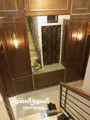  22 جميع أعمال الزجاج، السيكوريت، والمرايا – تصميم وتركيب بجودة عالي