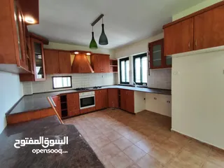  1 شقة غير مفروشة للإيجار – الطيرة  شارع روما – تصميم فاخر وراحة لا مثيل لها