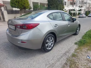 2 Mazda Zoom 3 2015