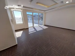  18 روف دوبليكس للأيجار ( جزء من فيلا ) ( Property 38746 )-175034672