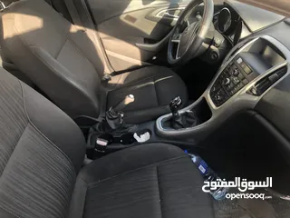  5 اوبل استرا 2011