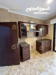  1 شقة مميزة - البنيات - 3نوم - بإطلالــــه - قرب الخدمات العامة