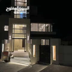  4 شقه 225م أبراج عبدون الطابقية الفاخره /شبة ارضي مع مدخل مستقل