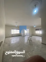  1 شقة مميزة للبيع في الجاردنز - خلف ابن الهيثم طابق ثالث 200م بسعر مغري
