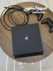  1 للبيع جهاز PlayStation 4 Pro (1 تيرا)