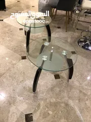  1 طاولة table للبيع