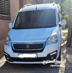  1 بيجو بارتنر 2017
