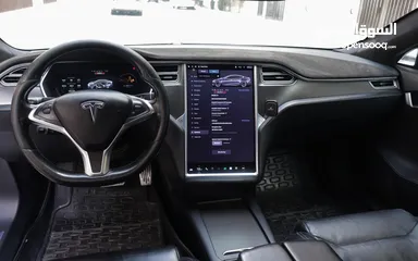  18 Tesla Model S P100D 2017 performance original من المالك مباشره