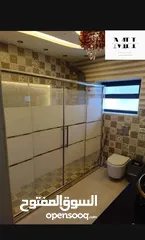  22 ( GLASS AND SECURIT ) حجير  زجاج سيكوريت: الأمان والأناقة في آن واحد..  " لحماية فائقة ومظهر عصري "