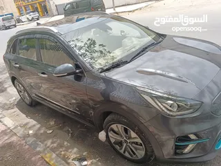  4 كيا نيرو كهرباء للبيع
