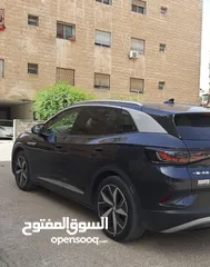  2 ID 4 CROZZ PURE+ 2022 لون مميز