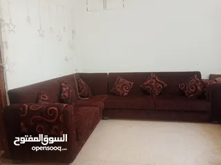  1 كورنر خشب تفصيل مستعمل جديد للبيع المستعجل
