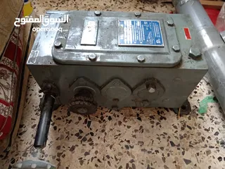  4 صندوق سرعات Gear box للبيع