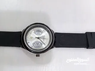  2 ساعه سواتش طبق الاصل شغالة ما فيها شي