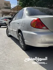  8 كيا سبكترا 2001