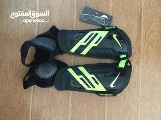  1 كسارات نايك الاصلية للبيع العاجل بسعر التكلفة