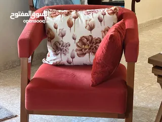  10 طقم كنب تركي بحاله ممتازه  طاولة سفره + 8 كراسي بتفتح الى 220سم  بوفيه زان  طاولو وسط زان  مزنون زان