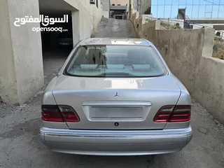  11 مرسيدس E200 Elegance للبيع موديل 2000 نظيفة