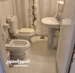  3 شقة 130 متر مشطبة للبيع شارع عصيرة، التواصل واتس اب ليس لدي رقم في فلسطين فعال