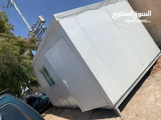  4 كرفان مساحه 5متر.... عرض3 شباك عدد2 السعر 550 شامل التوصيل داخل اربد