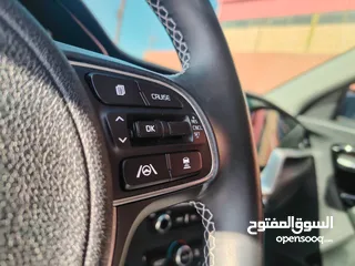  15 كيا نيرو كهربائيه بالكامل ممشى قليل اصلي