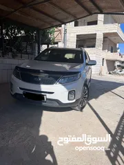  4 كيا سورينتو 2013