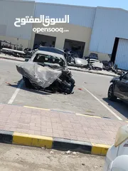  1 سيارة مرسيدس بحادث للبيع