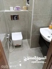  2 للبيع بيت مفروش لم يسكن في الجبهه فرش راقي من المالك مباشرة