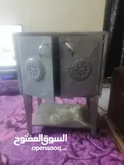  2 فرن عربي بحاله ممتازه وعلى الفحص