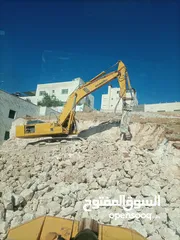  25 بلدوزر D8L +لودر 470 +حفارة 450 +حفارة 300 للإيجار