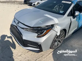  4 TOYOTA Corolla se 2021 فئة : se موديل : 2021 الممشى : 40 الف ميل فقط اللون الخارجي : سلفر اللون الدا