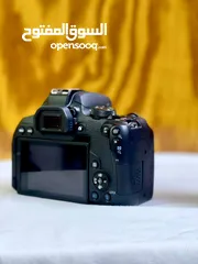  5 كاميرا كانون 850D مع عدسة 50mm  وعدسة كت 55_18