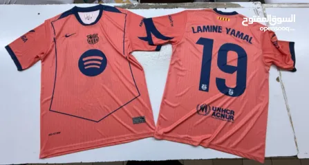  17 بلوزه الوحده فقط على 50 شيكل واسم الصفحه nidal brand  على الفيس بوك