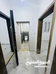 15 أربع شقق وأربع محلات للإيجار حي الزهور صلاح الدين امام مسجد بلال بن رباح
